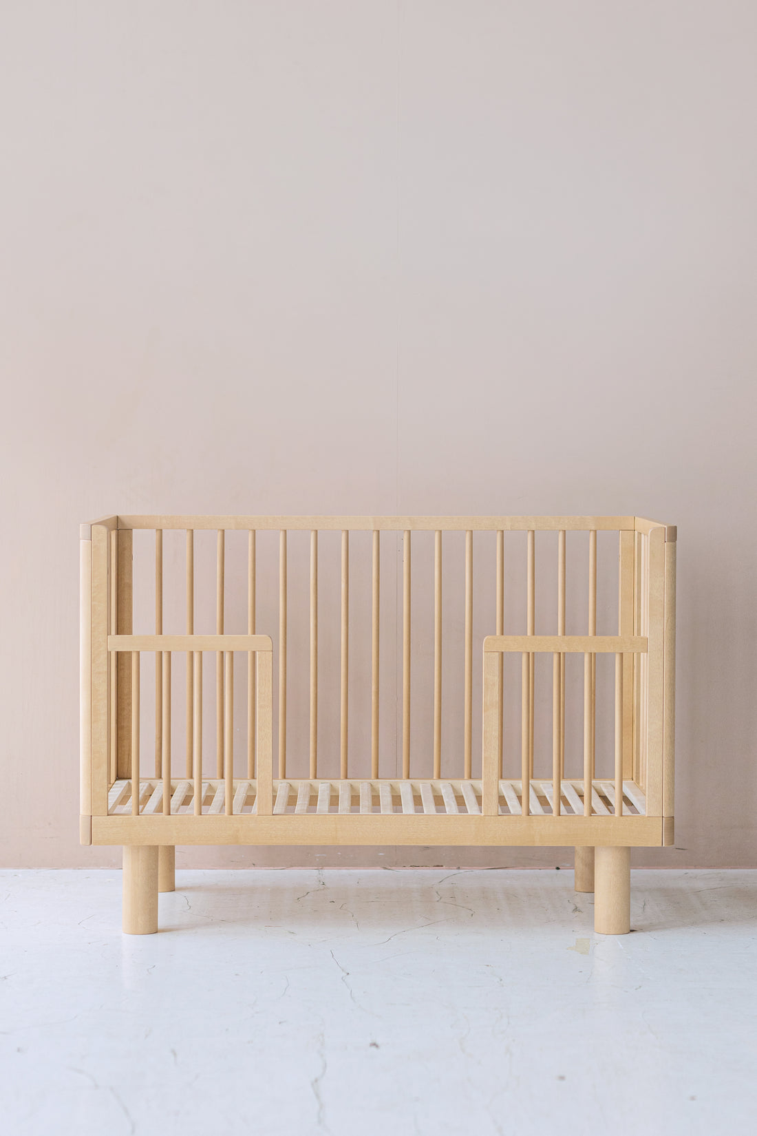 Nox cot conversion rail in natural wood