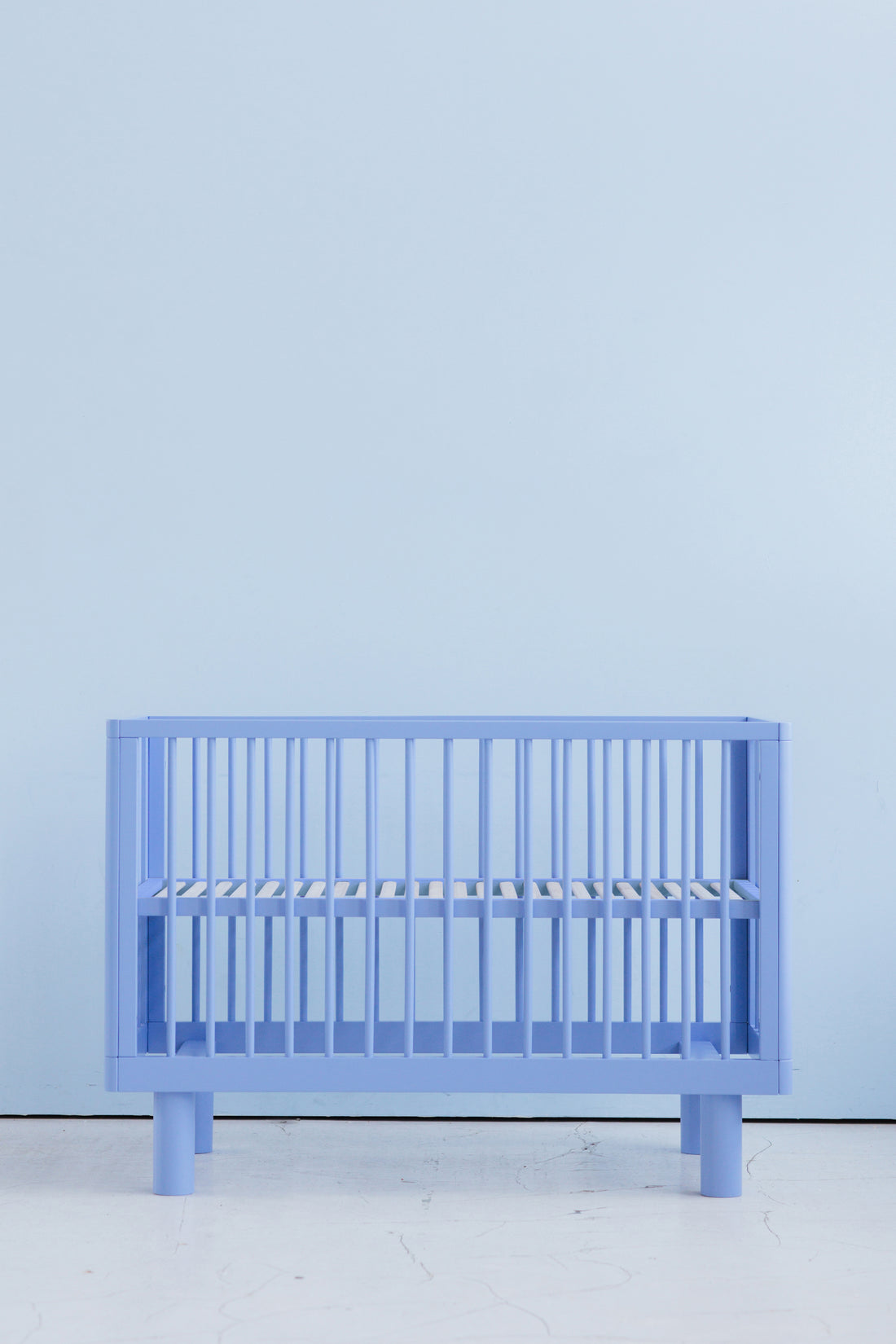 Nox cot in blue