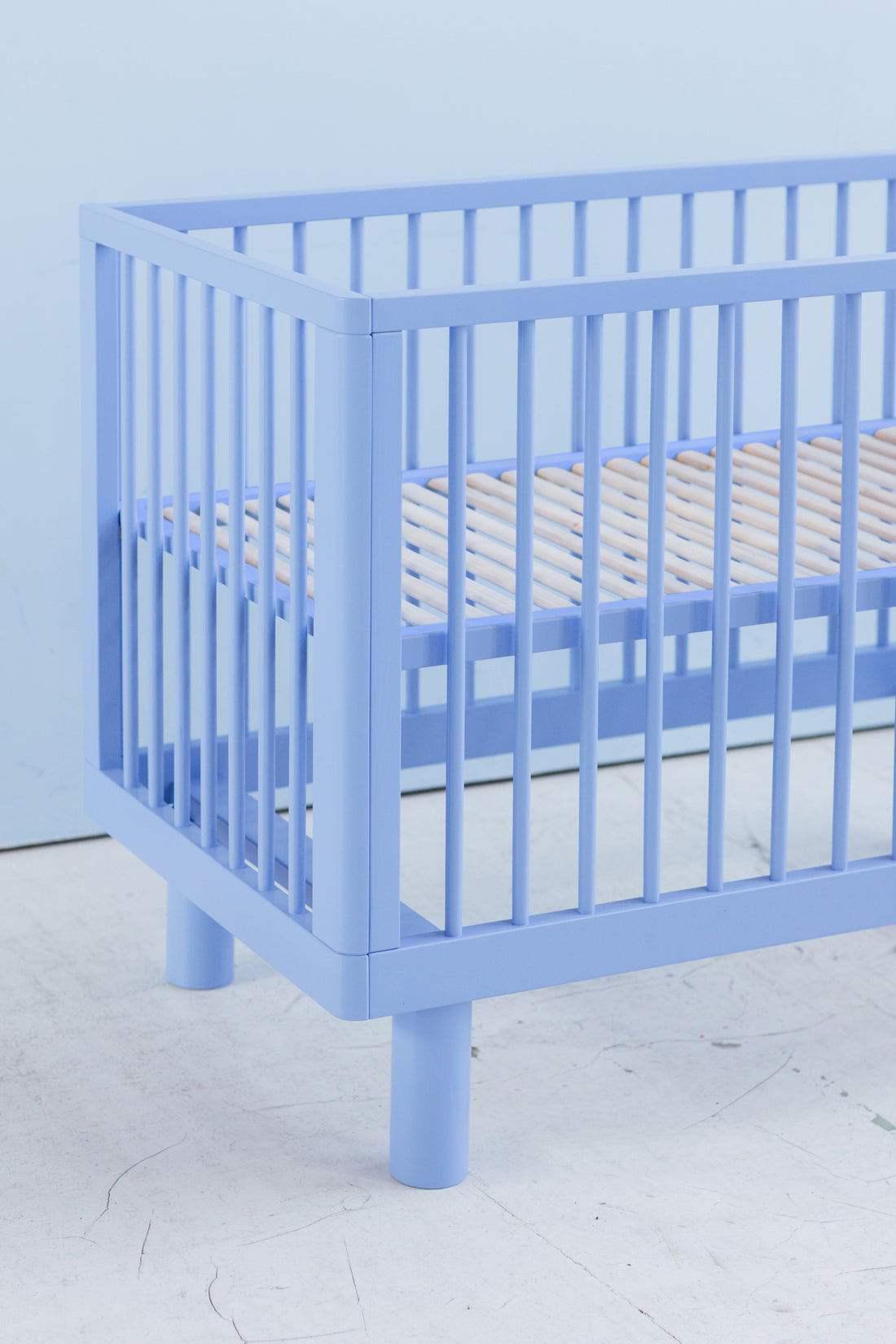 Nox cot in blue