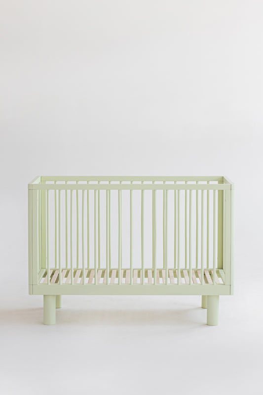 Nox cot in pistachio